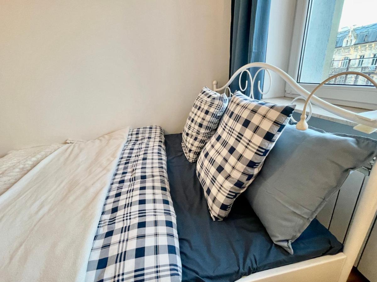 Decor 2 Metro Fast Wifi 55'Tv Netflix Hbo Cozy Apartment วอร์ซอ ภายนอก รูปภาพ
